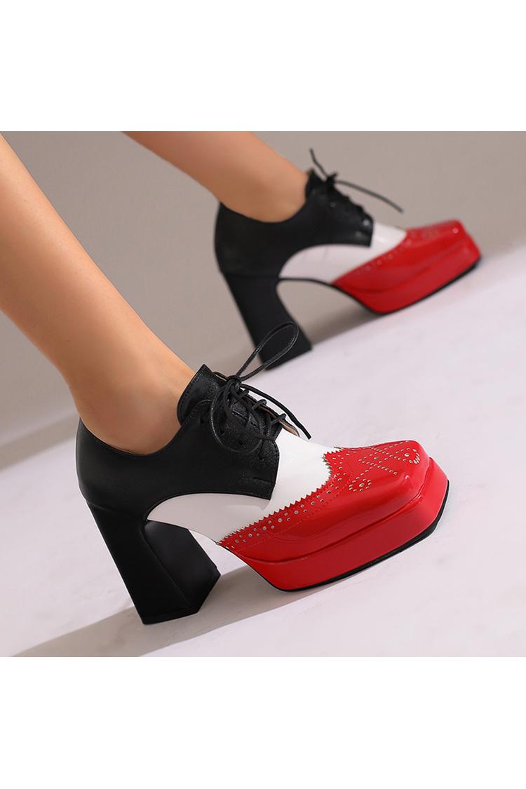 Scarpe con tacco grosso e plateau con lacci e punta quadrata in patchwork colorblock 