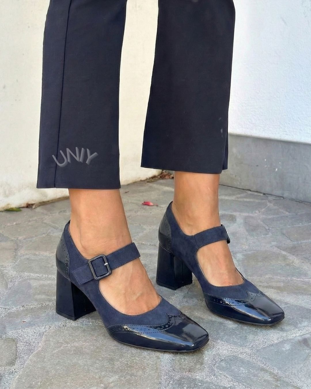 Retro Navy Color Block Mary Jane Block Heel Mid Heels