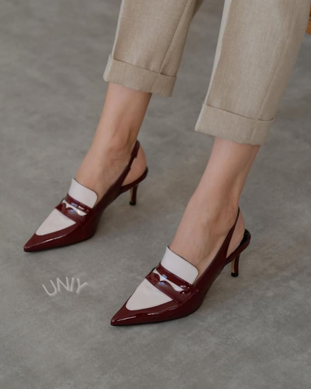 Glanzende tweekleurige puntige penny loafer stijl slingback hakken [Voorbestelling]