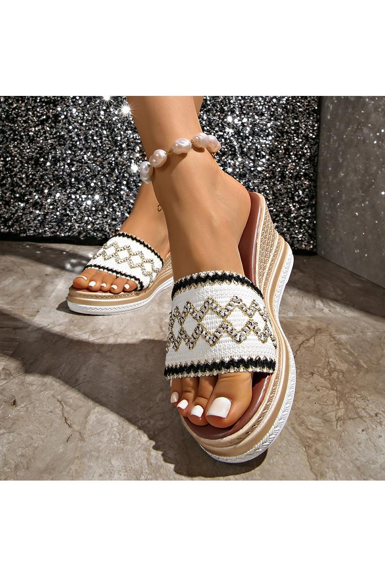 Pantofole casual con zeppa e punta rotonda in stile boho con motivo multicolore 