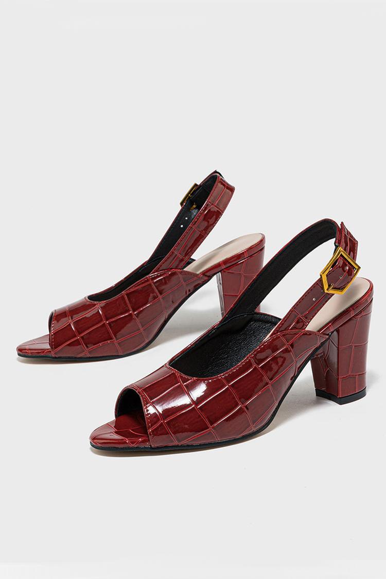 Scarpe con tacco grosso, cinturino con fibbia e stampa coccodrillo con punta aperta
