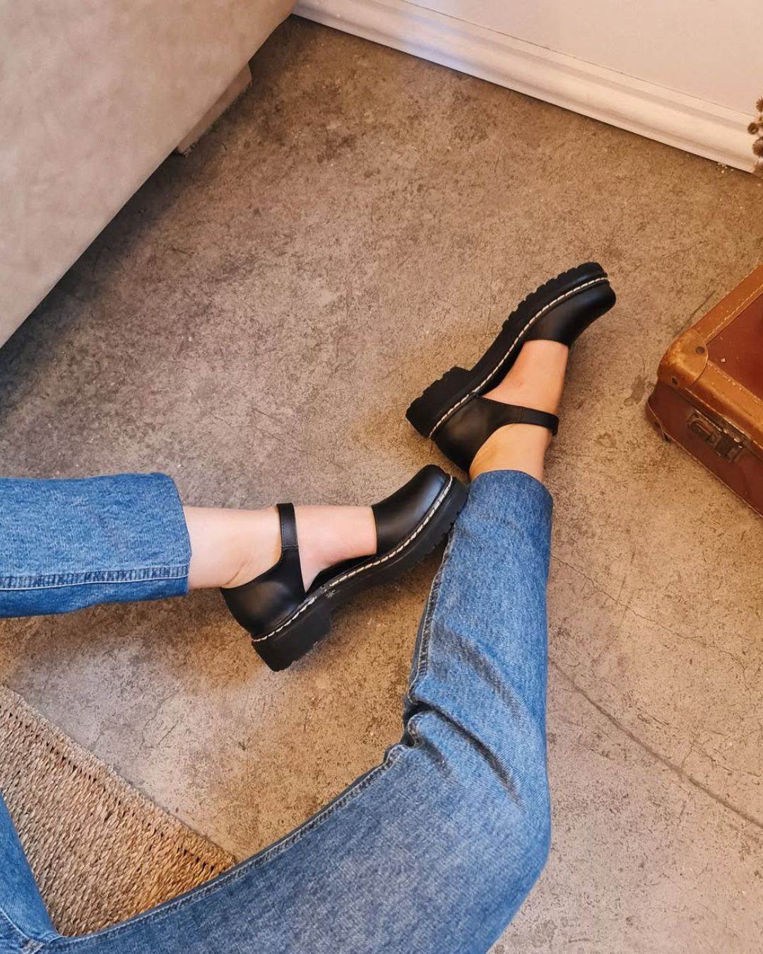 Retro Black Round Platform Loafers [Pre Order]