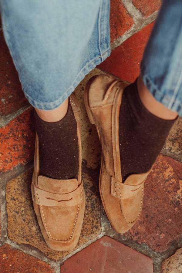 Wildleder Loafers mit niedrigem Absatz und rundem Zehenbereich [Vorbestellung]