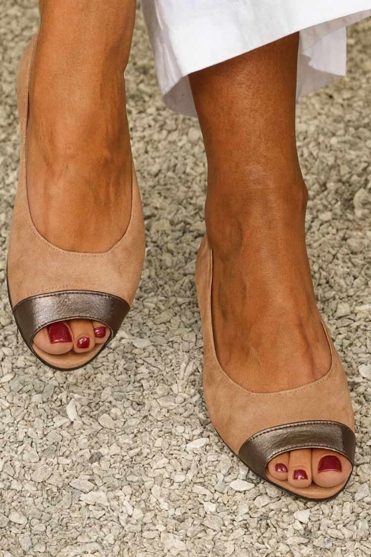 Wildleder Colorblock Metallic Kappen-Spitz Peeptoe Ballerinas [Vorbestellung]