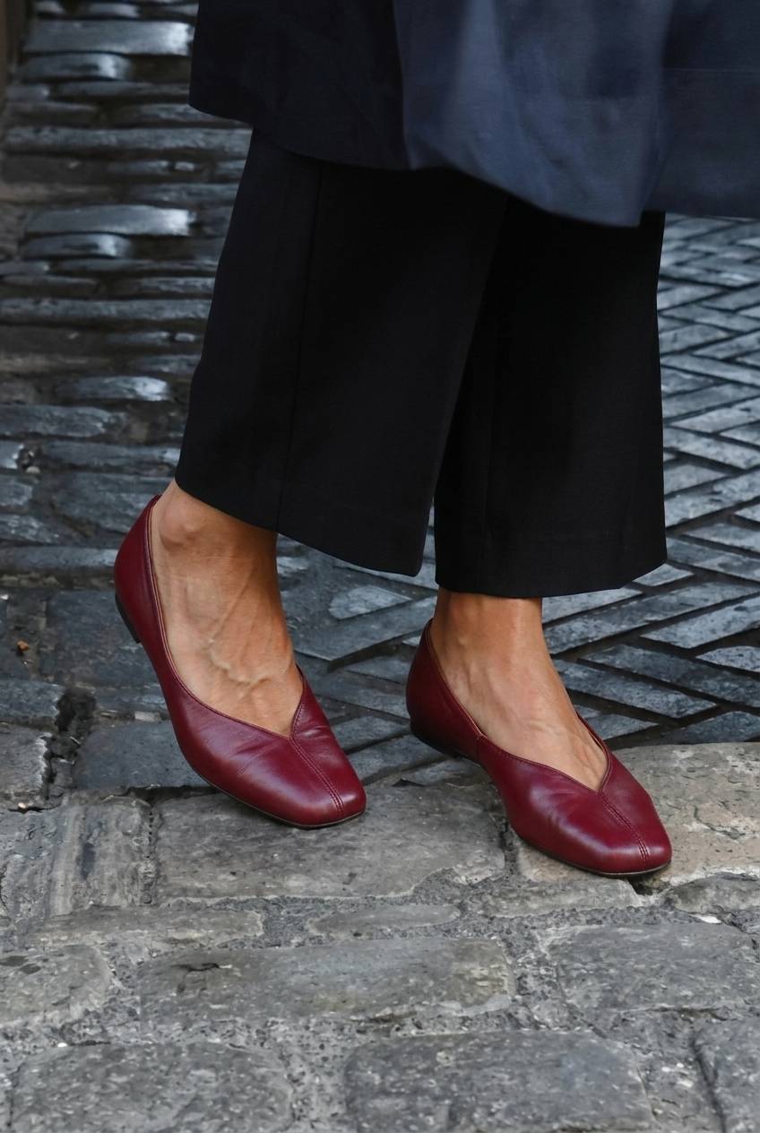 V-Cut Closed Back Square Toe Flat Ballet Flats [Pre Order]