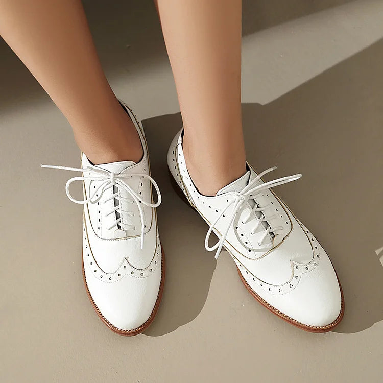 Patchwork Solid Color Round Toe Low Block Heel Lace Up Brogue Oxfords