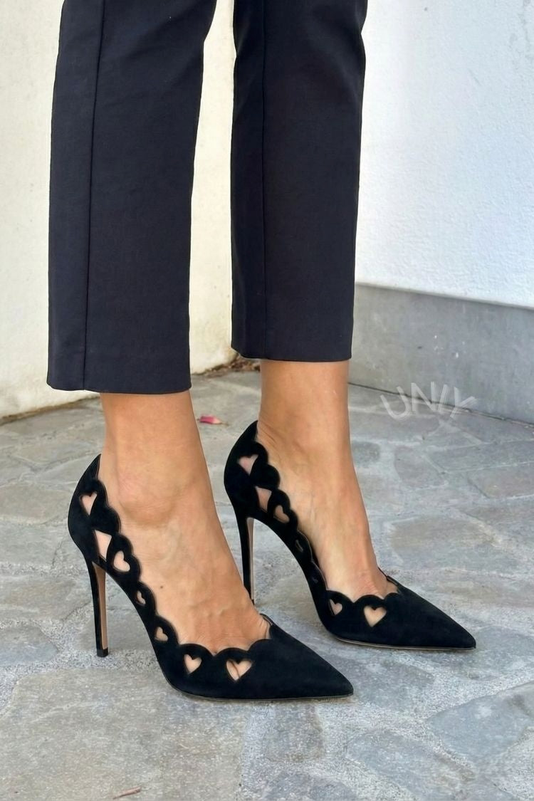 Schwarze Herz-Cutout Mit Wellenkante Spitzkappe Stiletto Heels [Vorbestellung]
