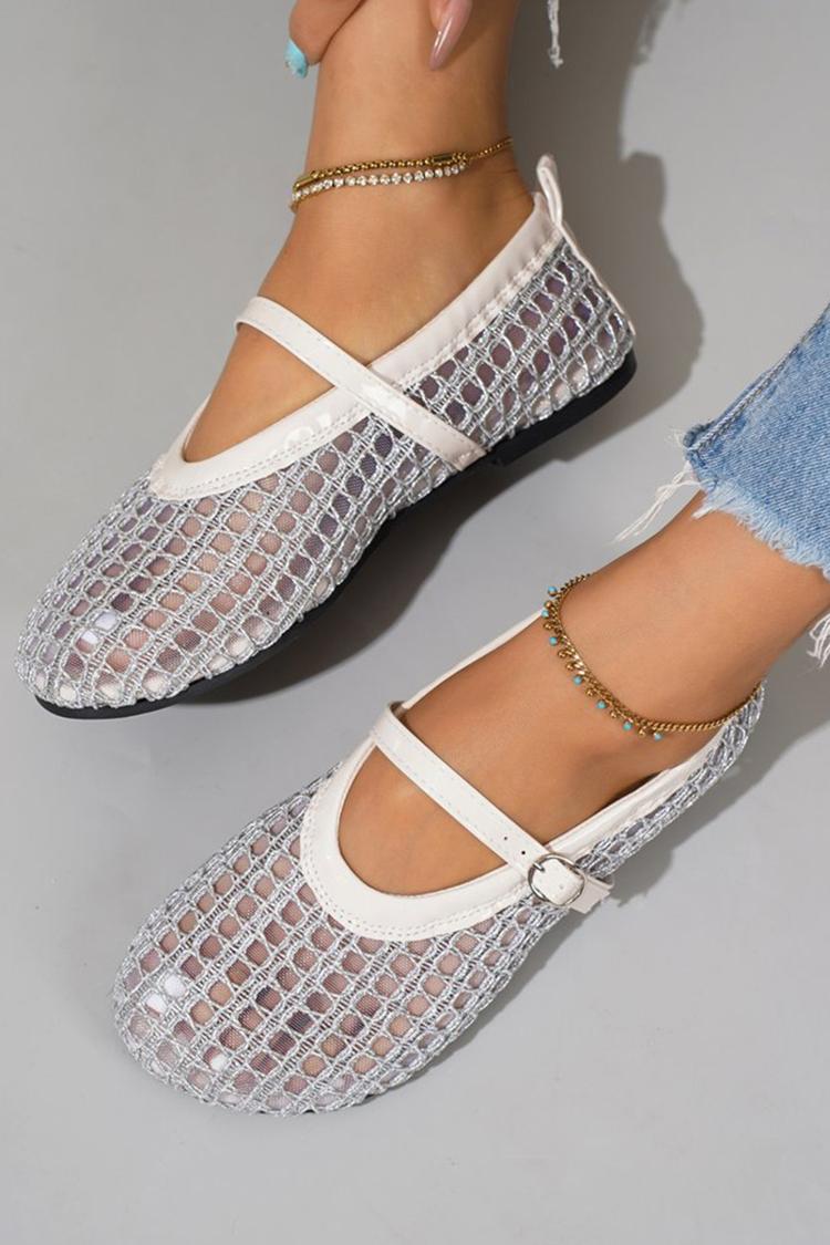 Scarpe basse con punta tonda, cinturino sul collo del piede in rete traforata, tinta unita 