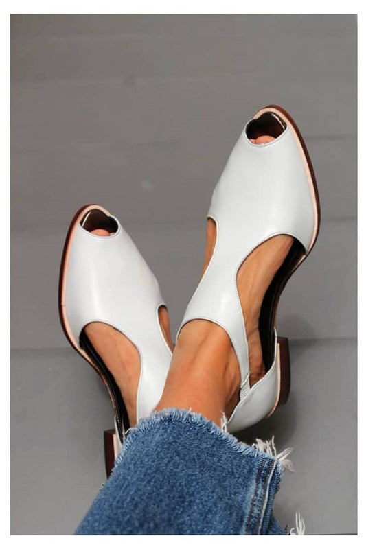 Ballerine in pelle con punta aperta e morbida scollatura [Pre-ordine]