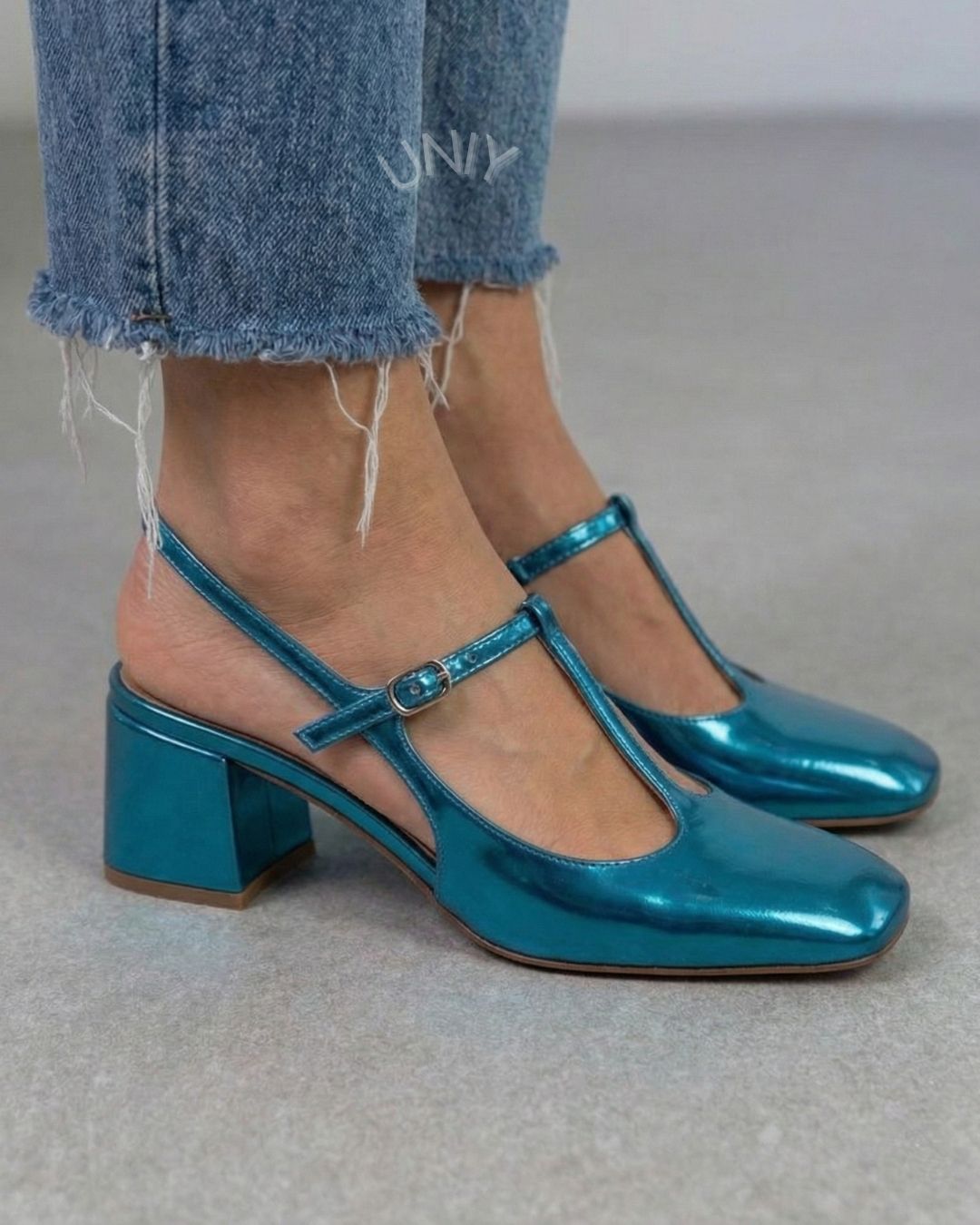 Metalen blauwe vierkante teen T-bandje slingback blokhakken [Vooraf bestellen]