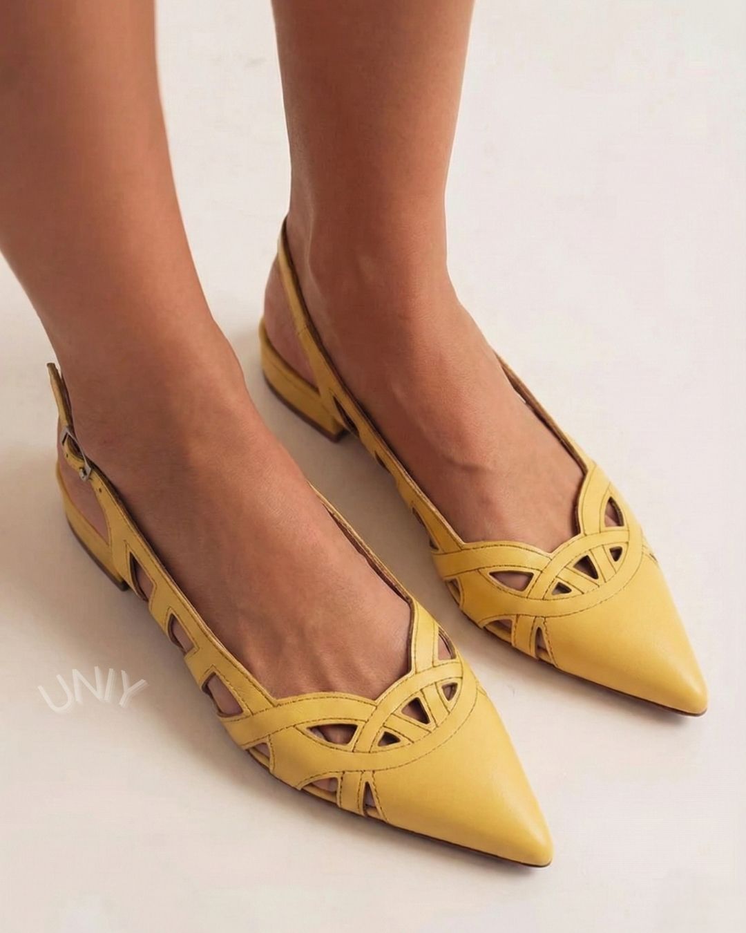 Ballerines décontractées à bout pointu jaune avec découpe et bride arrière [Précommande]