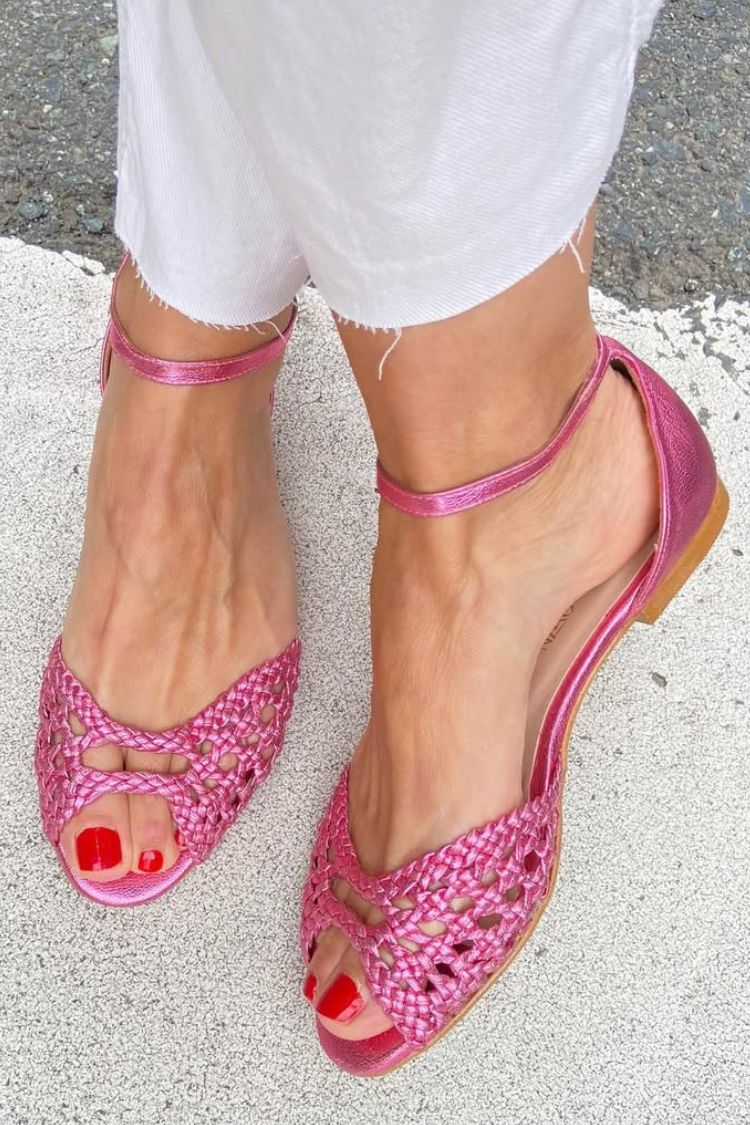 Elegant Woven Cutout Open Toe Ankle Strap Flat Sandals