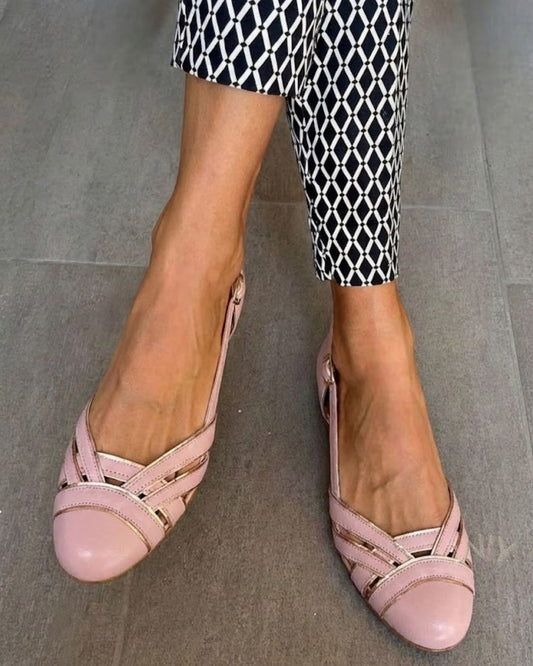 Eleganti ballerine rosa con punta tonda e cinturino dorato