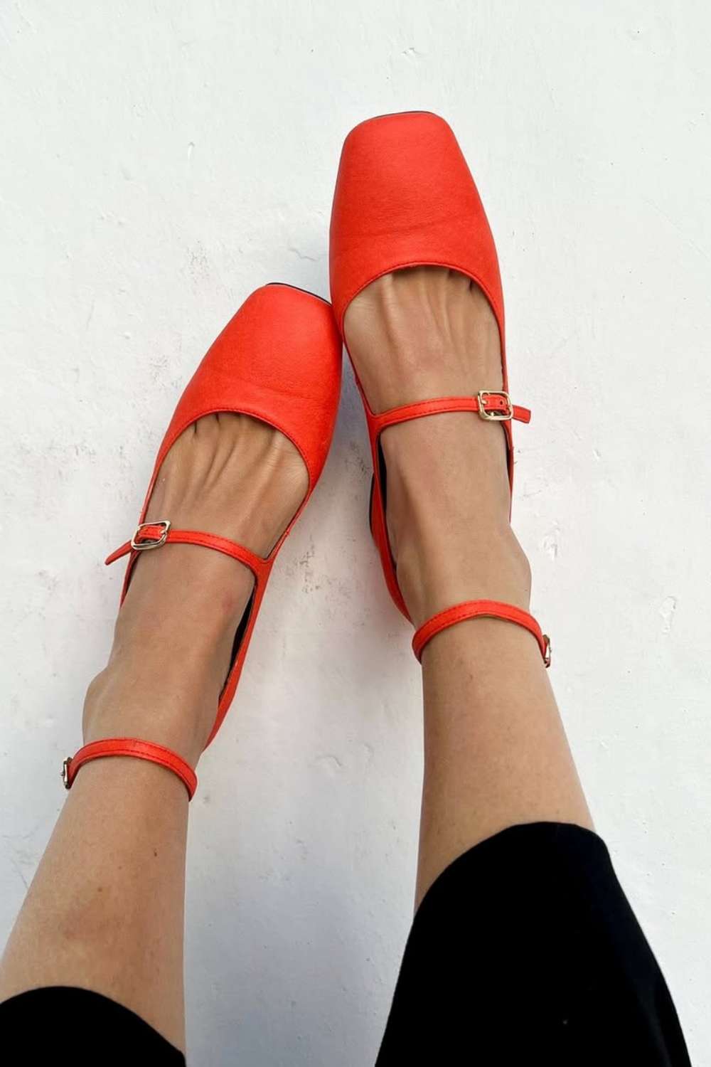 Ballerine con cinturino alla caviglia e punta quadrata arancione brillante [Pre-ordine]
