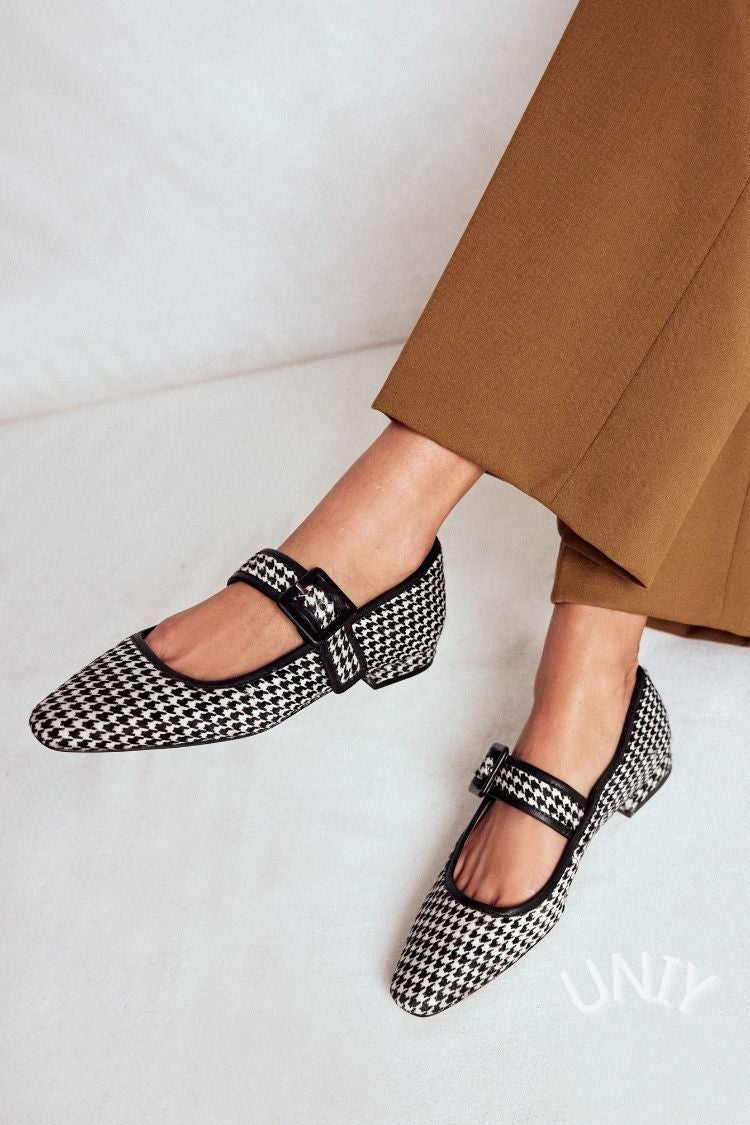 Ballerine a punta con fibbia pied de poule [Pre-ordine]