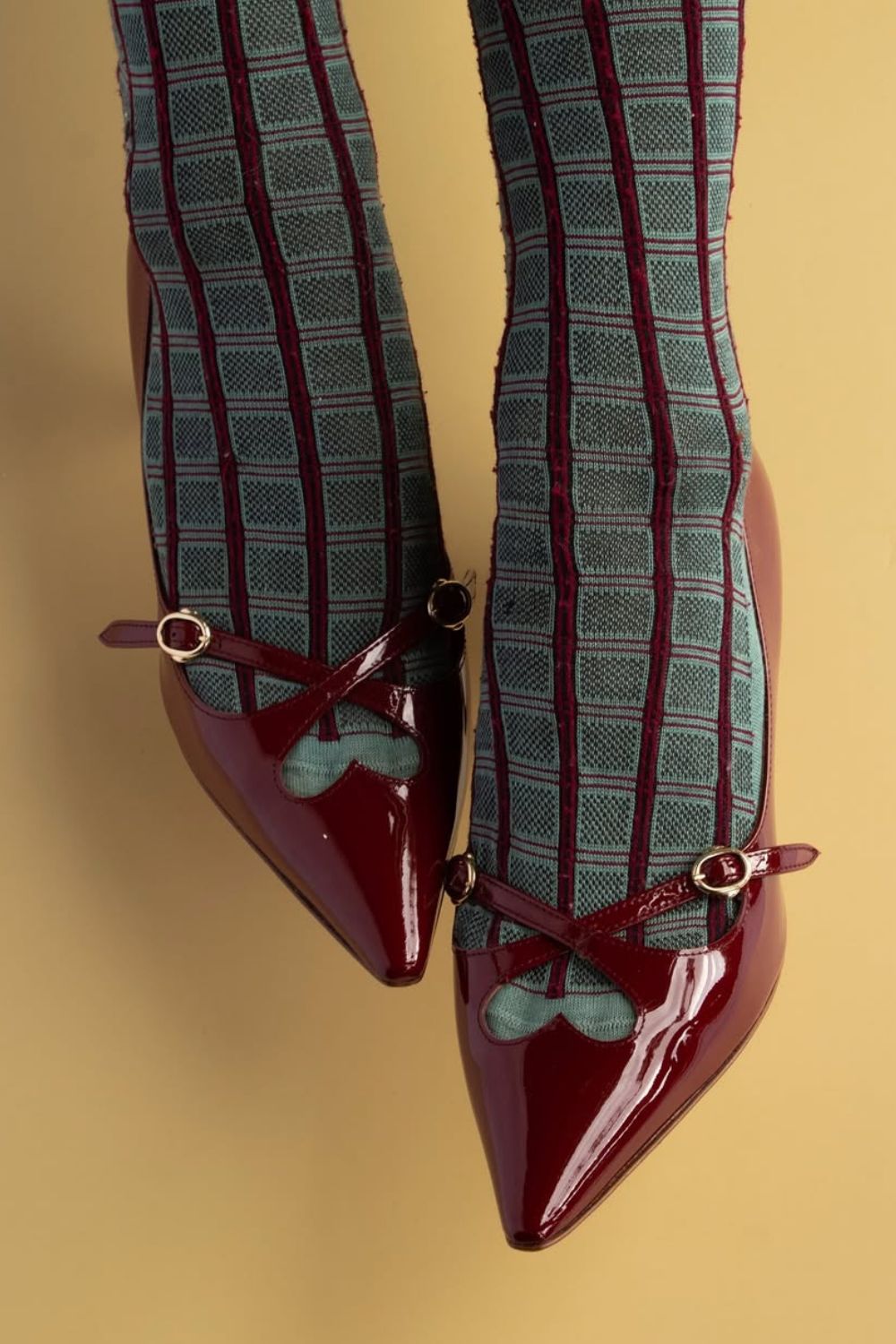 Elegantes Sapatos Mary Jane de Bico Apontado em Verniz [Pré-Encomenda]