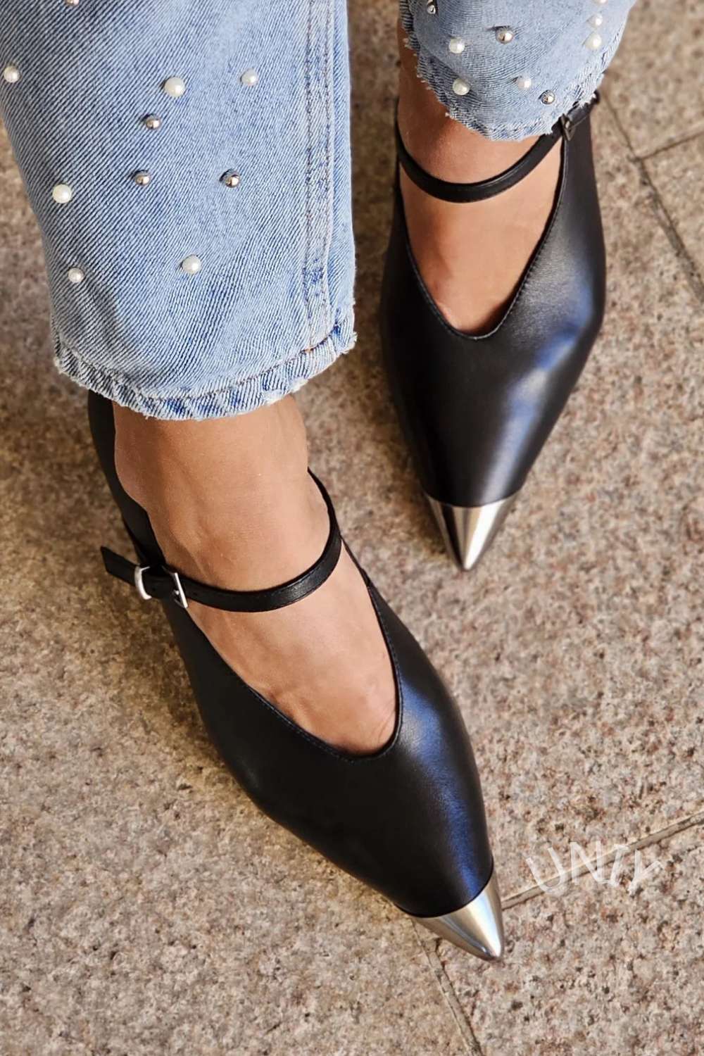 Scarpe con tacco a spillo in pelle nera con cinturino alla caviglia [Pre-ordine] 