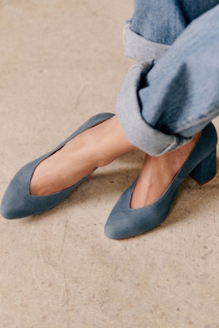 Suede Solid Mint Block Heel Almond Toe Pumps [Pre Order]
