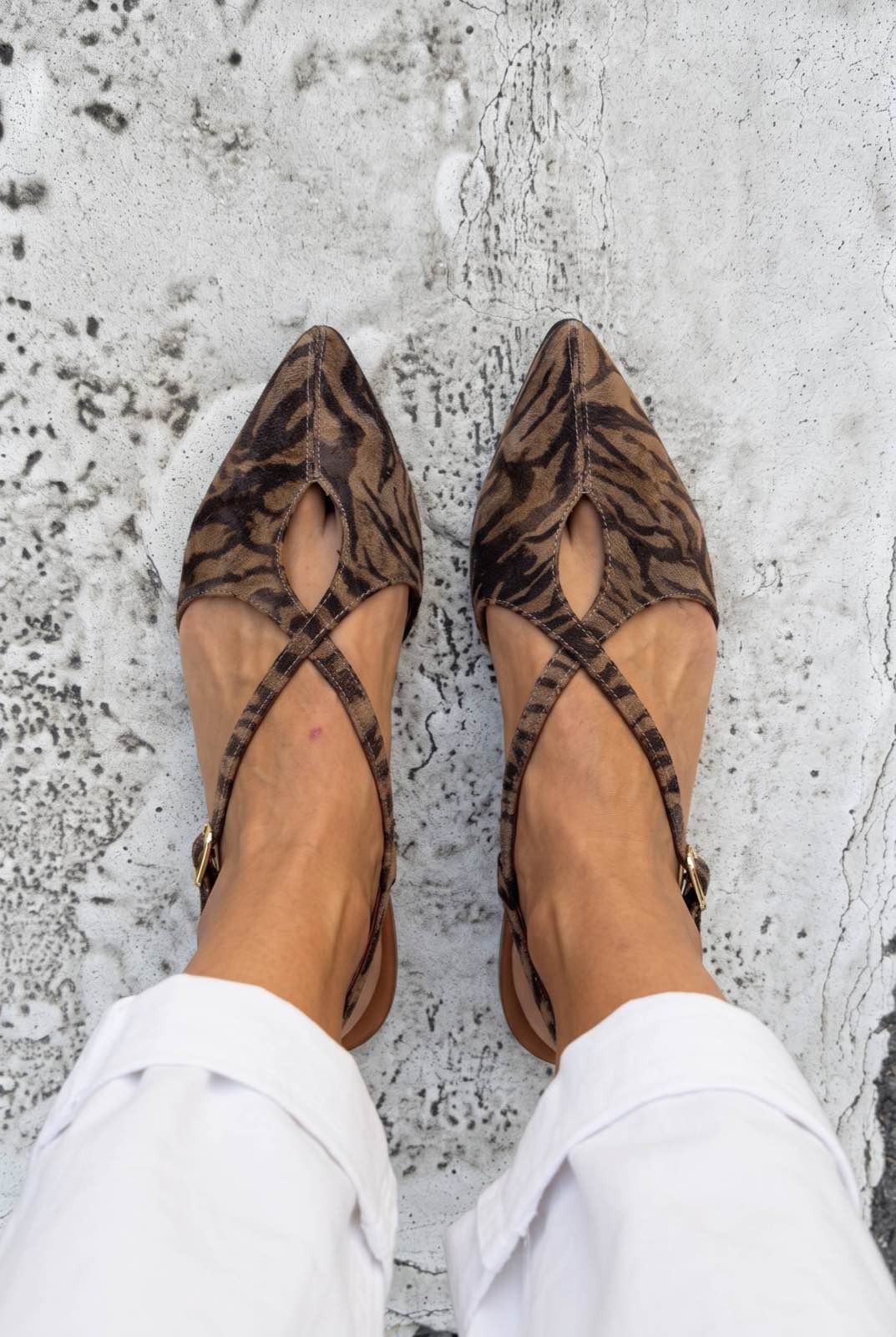 Cutout Crisscross Pointed Toe Flat Slingback Sandals [Pre Order]