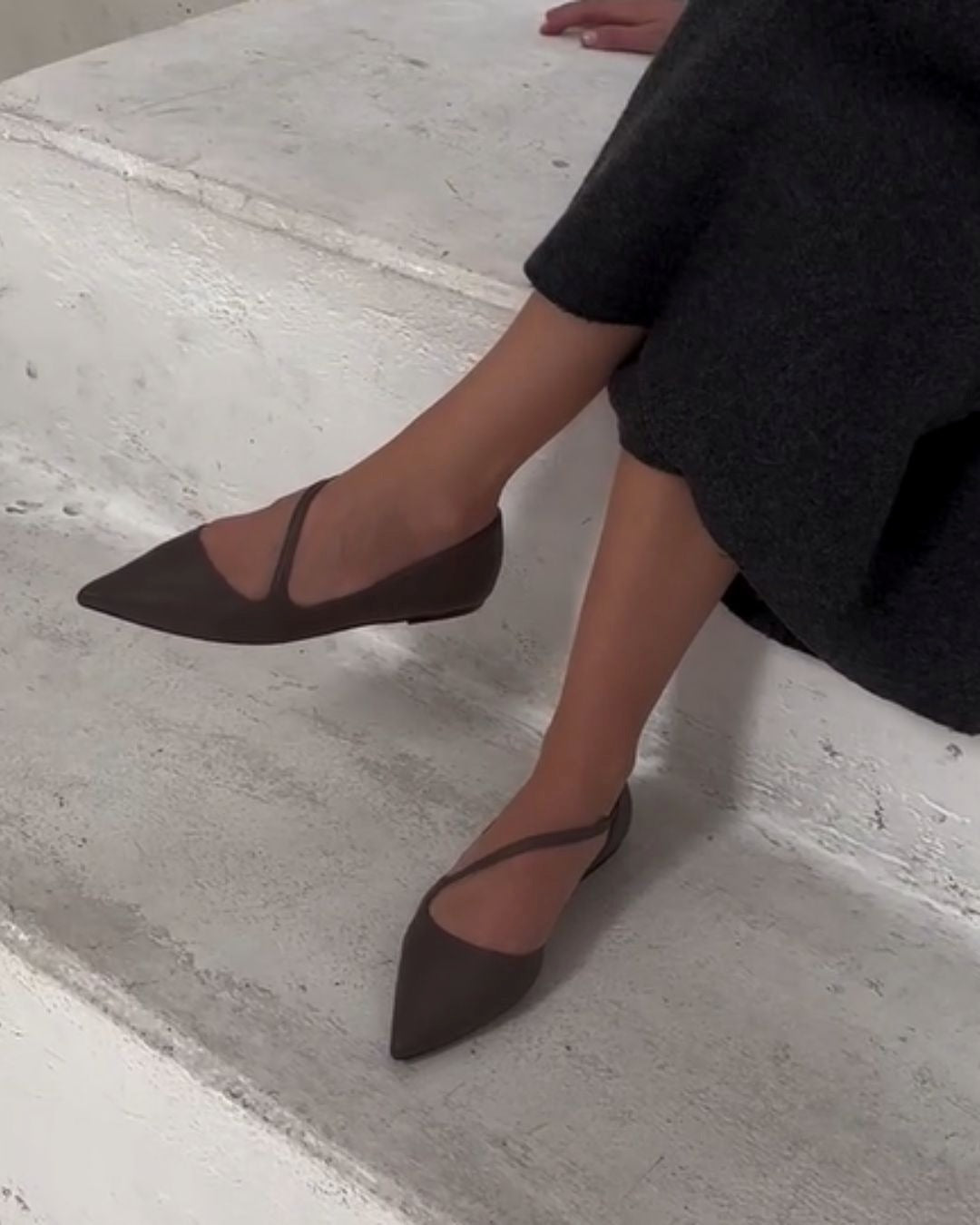 Ballerine in pelle marrone con punta incrociata, stile vintage [Pre-ordine]