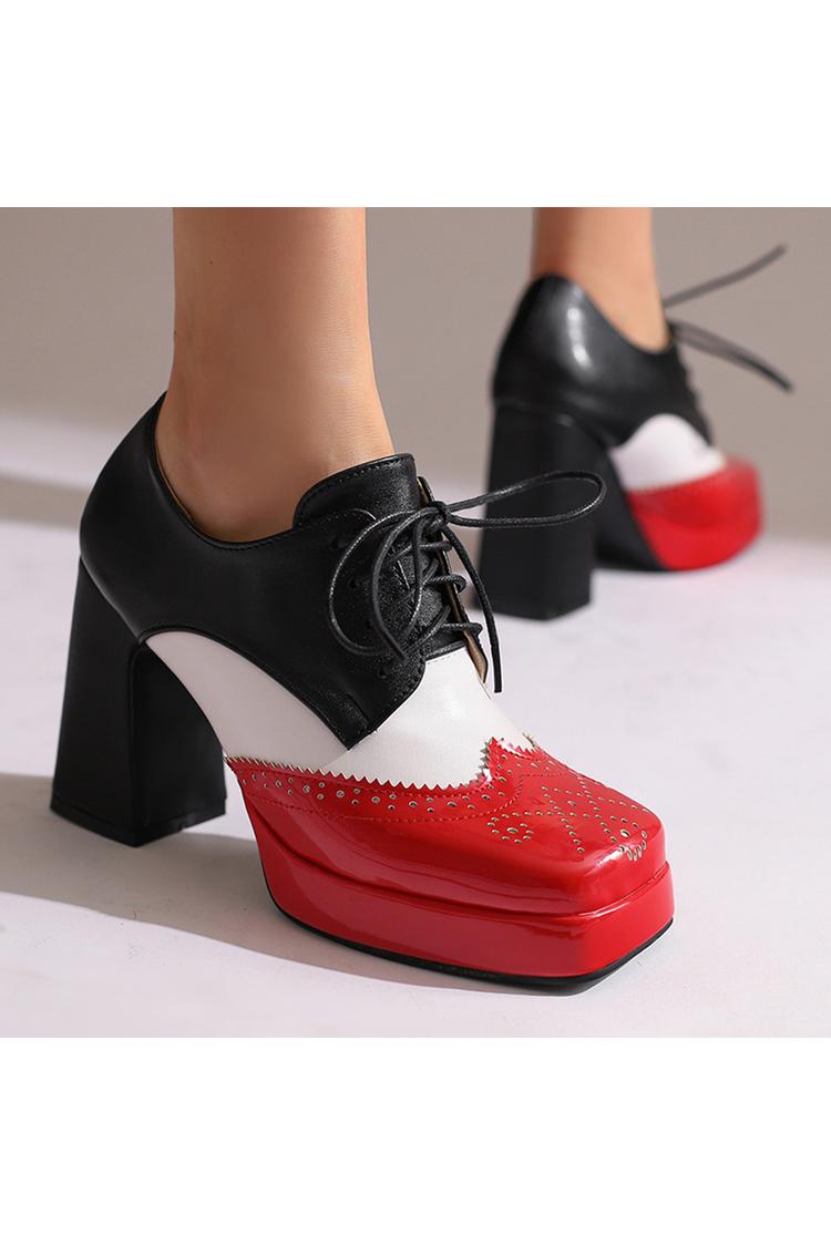 Scarpe con tacco grosso e plateau con lacci e punta quadrata in patchwork colorblock 