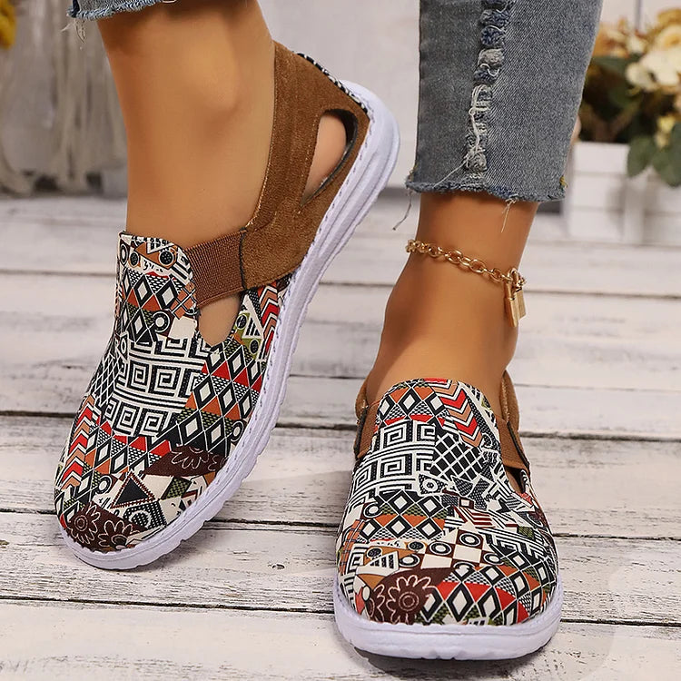 Ethnic Geo Pattern Print Cut Out Square Toe Slip On Loafers