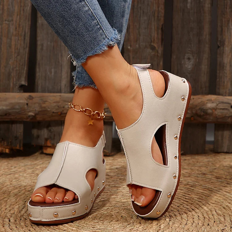 Metallnieten Dekor Solide Farbe Cutout Offene Zehen Wedge Sandalen