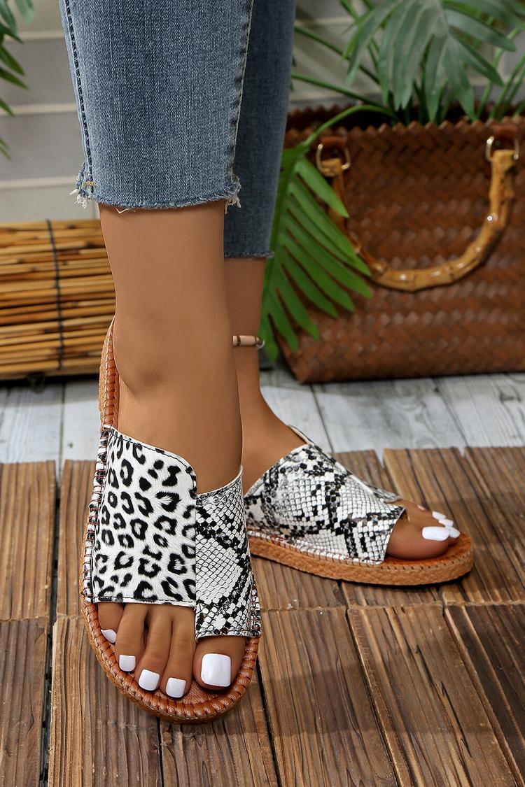 Pantofole casual con punta rotonda, motivo patchwork irregolare con stampa leopardata e serpente