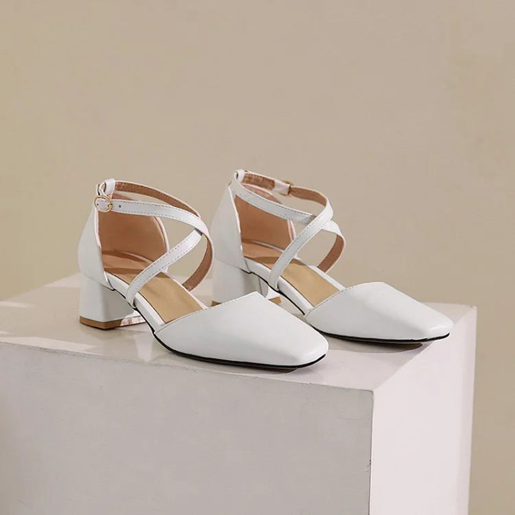 Scarpe con tacco grosso, punta quadrata, fibbia e cinturino incrociato, tinta unita