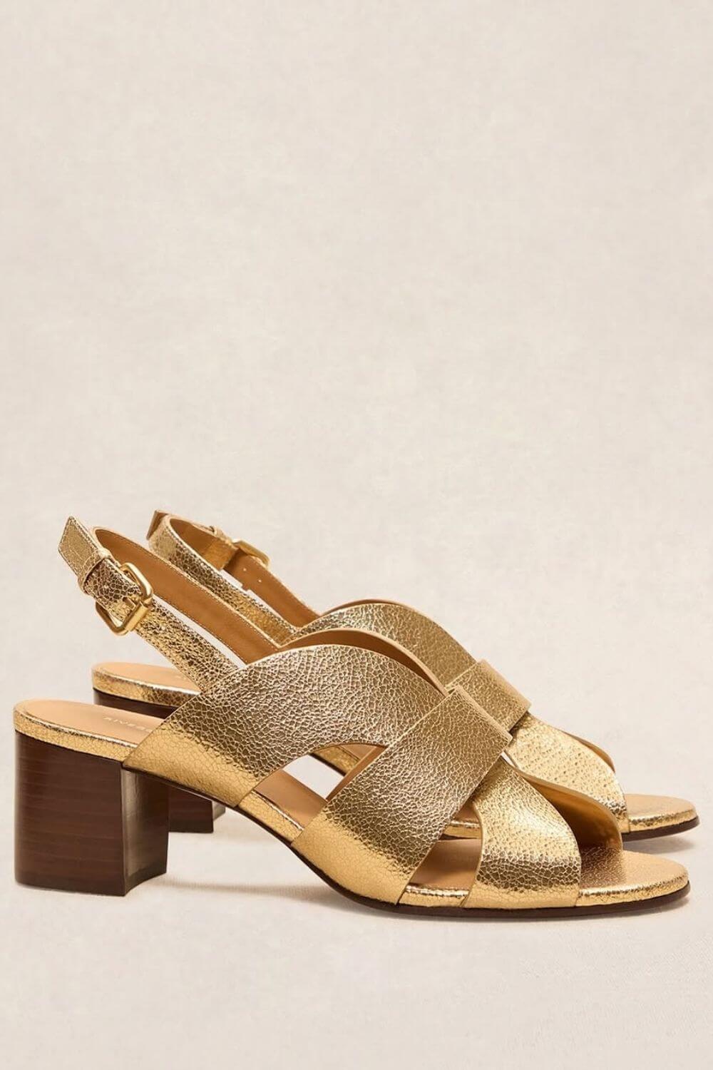 Sandali con tacco a blocco e cinturino incrociato color oro metallizzato [Pre-ordine]