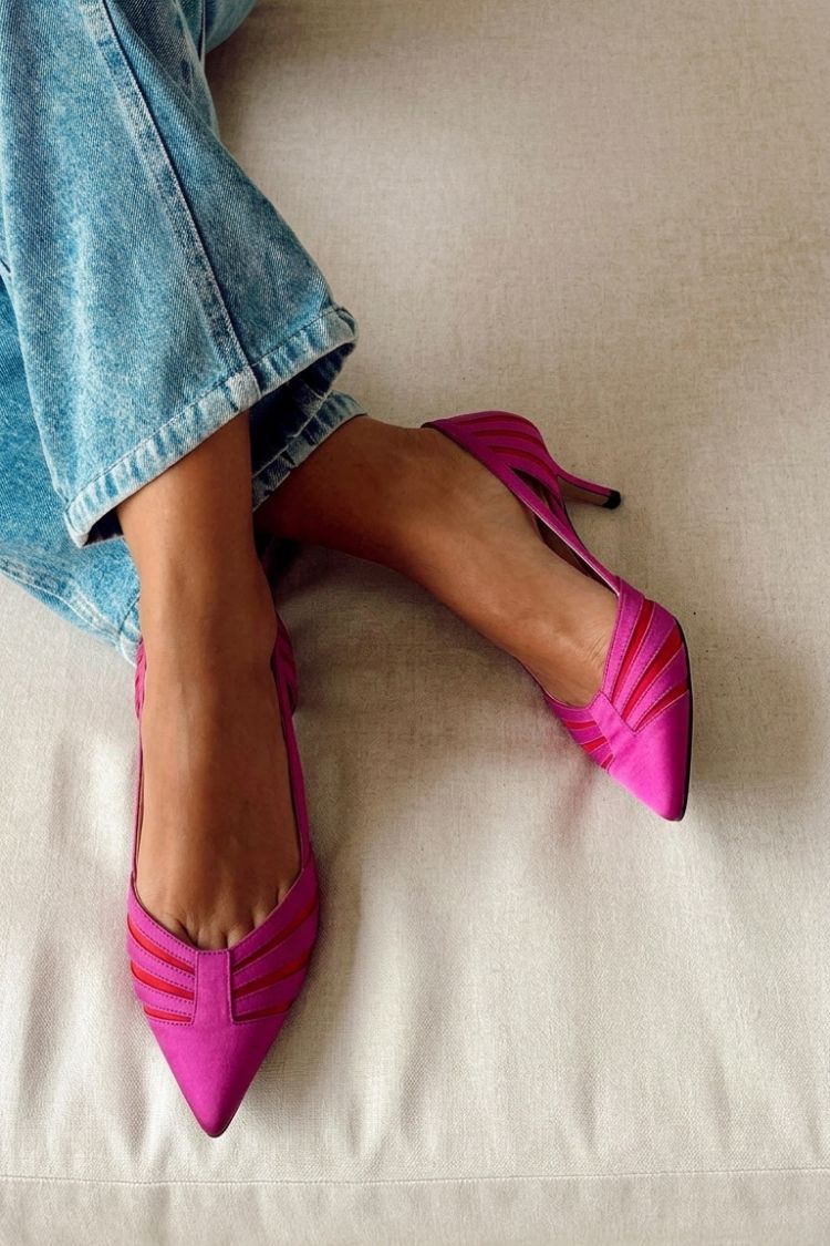 Chique Magenta Gestructureerde Puntige Kittenhak Pumps [Pre Order]