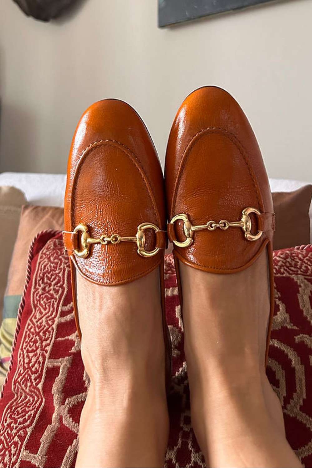 Kunstleder Karamell Gold Ketten Loafers [Vorbestellung]