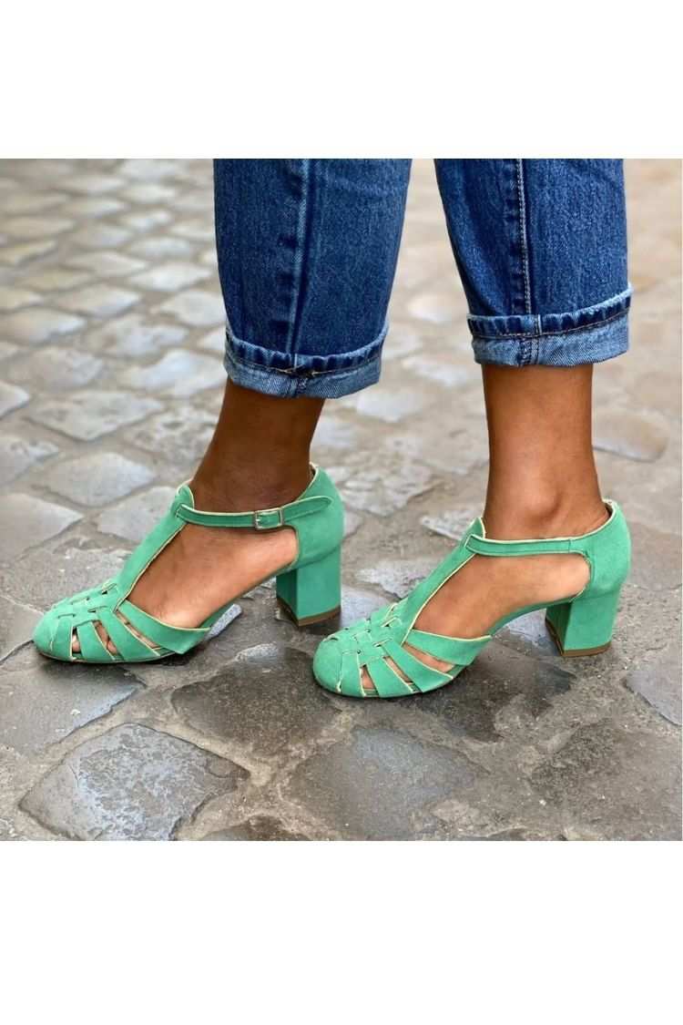 Sandálias de salto bloco com tira em T e recortes em camurça [Pré-encomenda]