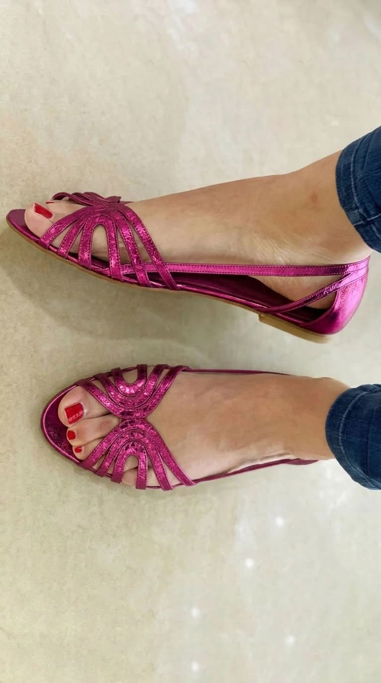 Metallic Sheen Peep Toe Hollow Out Sandals