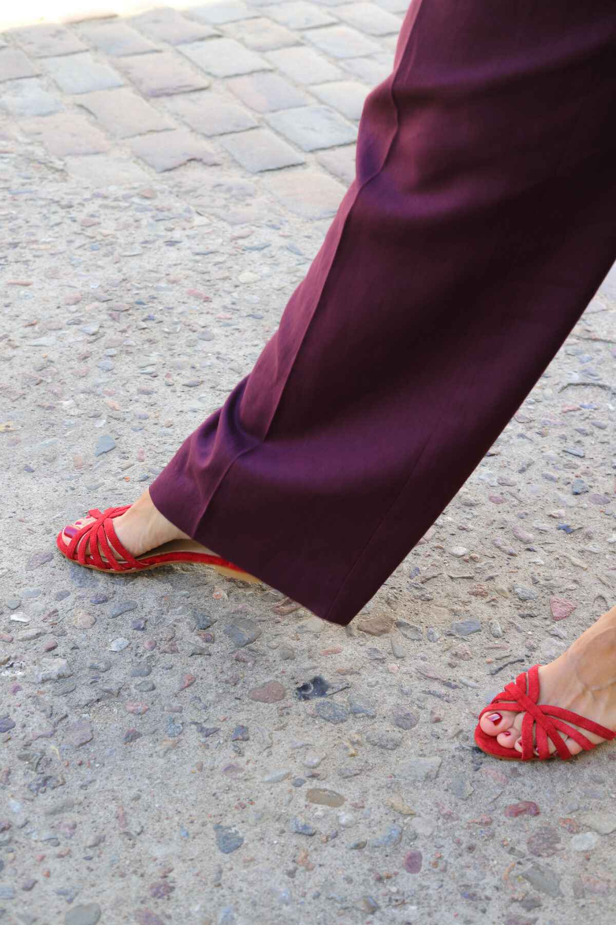 Strappy Peep Toe Ankle Strap Black Flat Sandals [Pre Order]