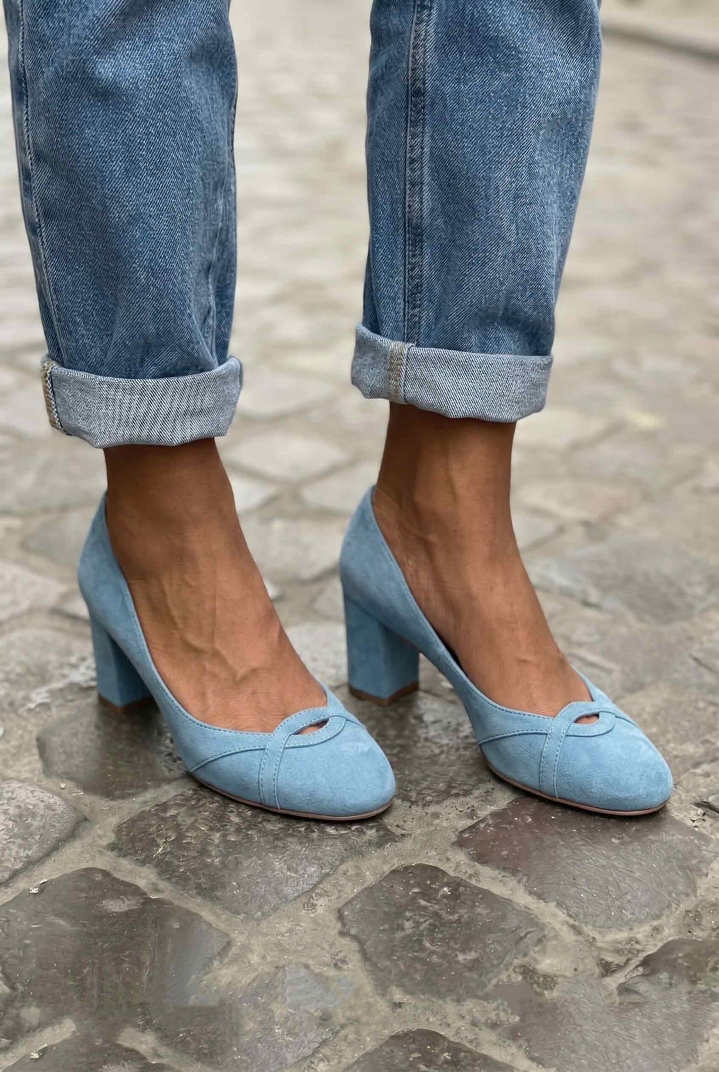 Cutout Detail Round Toe Block Heel Pumps [Pre Order]