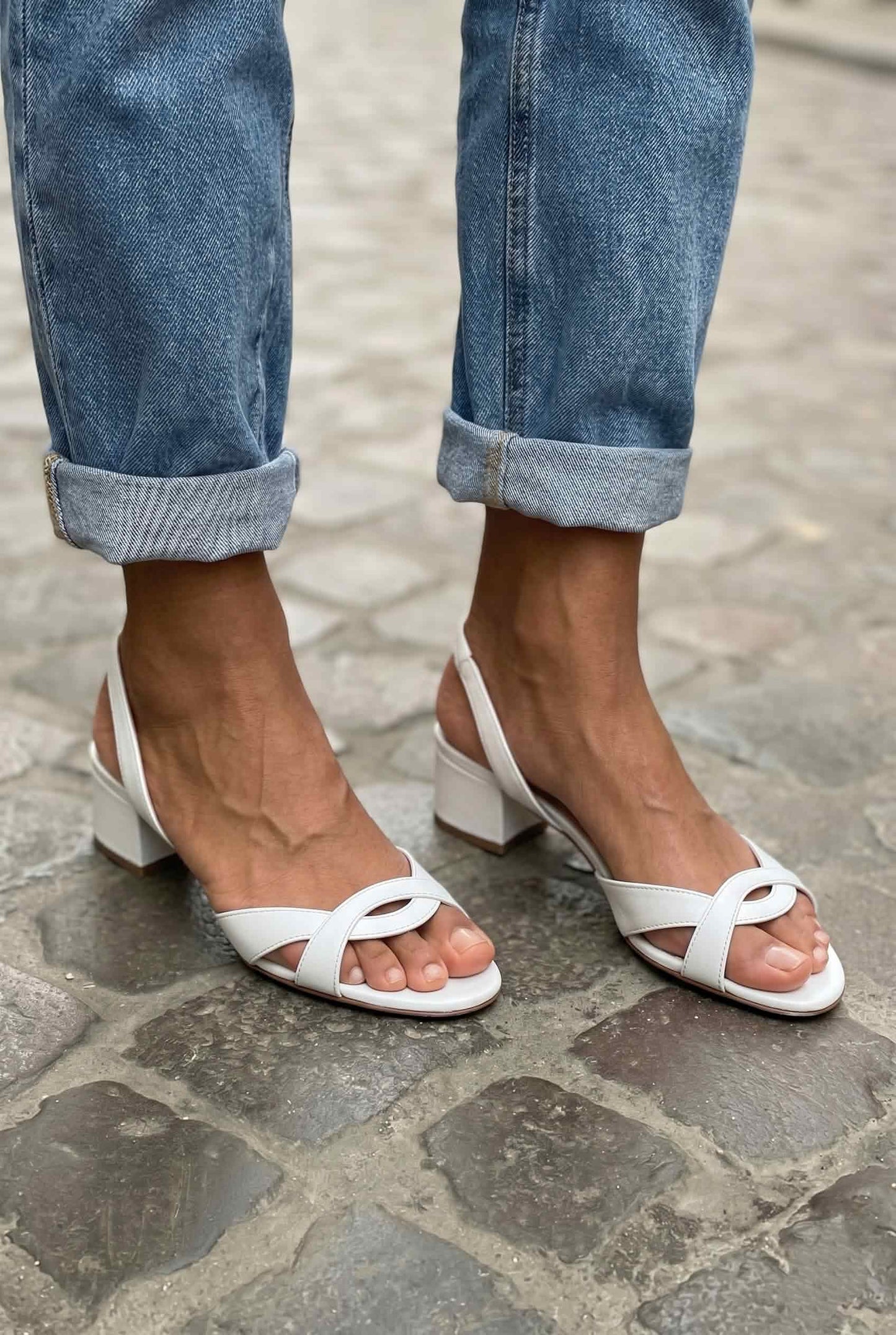 Crisscross Open Toe Low Block Heel Sandals [Pre Order]