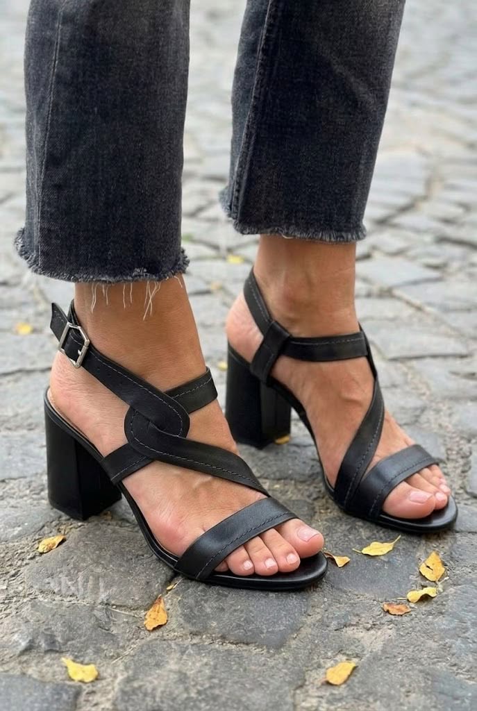 Interlocking Buckle Open Toe Block Heel Sandals [Pre Order]