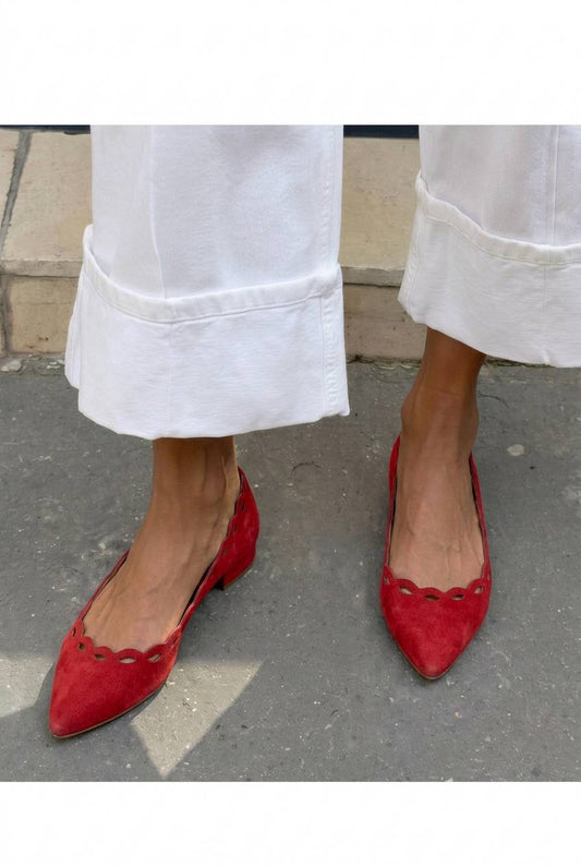 Scalloped Trim Pointed Toe Low Heel Flats [Pre Order]