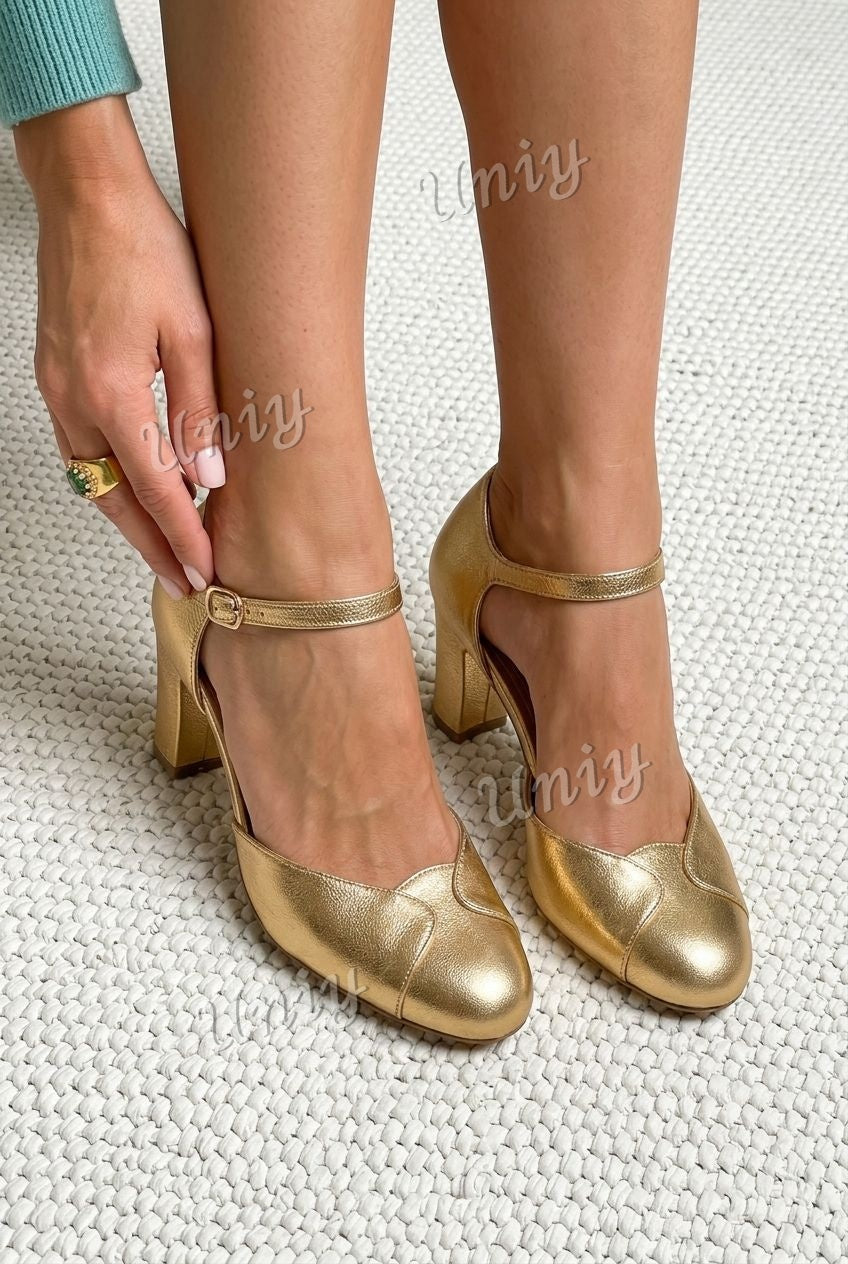 Retro Round Toe Ankle Strap Block Heel Pumps [Pre Order]