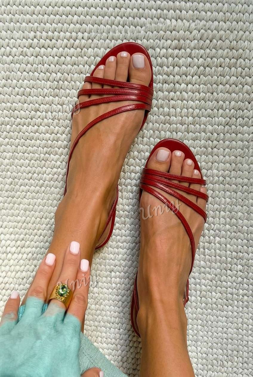 Minimalist Strappy Open Toe Flat Sandals [Pre Order]
