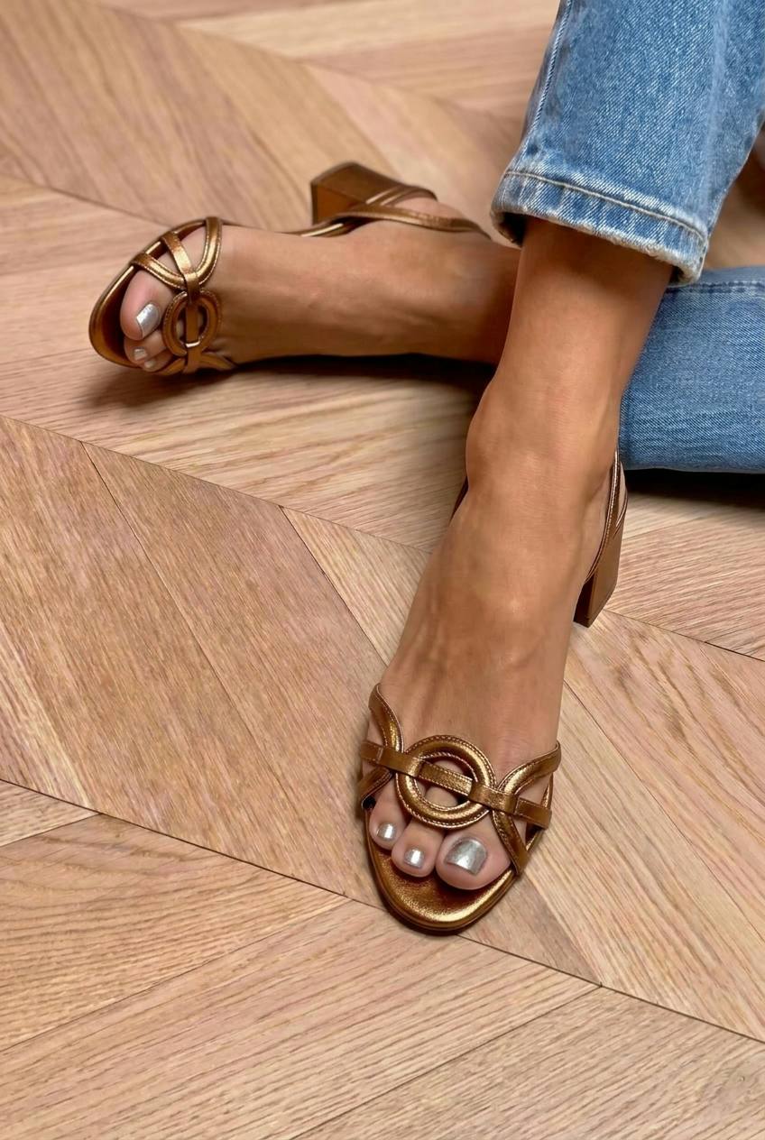 Circle Cutout Open Toe Block Heel Sandals [Pre Order]