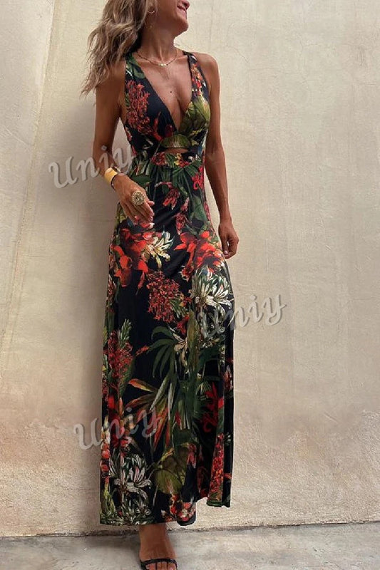 RAINFOREST PARADISE TROPICAL PRINT CUTOUT BACK CROSSOVER STRETCH MAXI DRESS